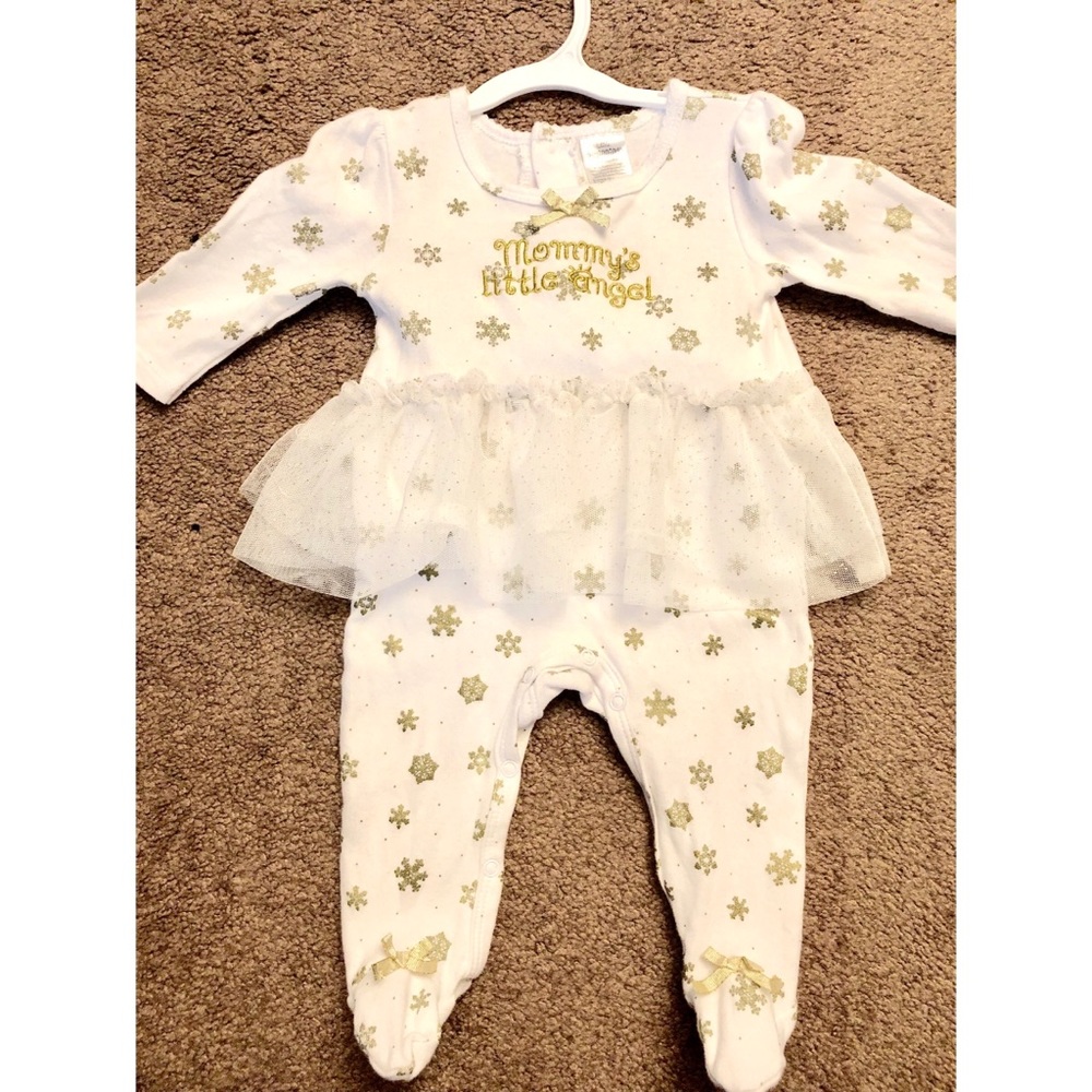 Babygirl footed tutu Christmas outfit Size 3-6 M